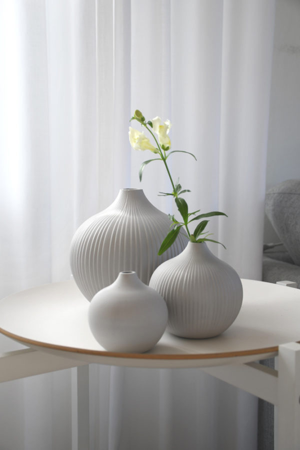 Vase Fröbacken small light grey von Storefactory